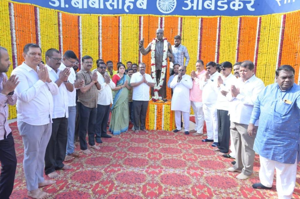 1de549f4-f9fe-401c-8edf-6f589c9a96f9