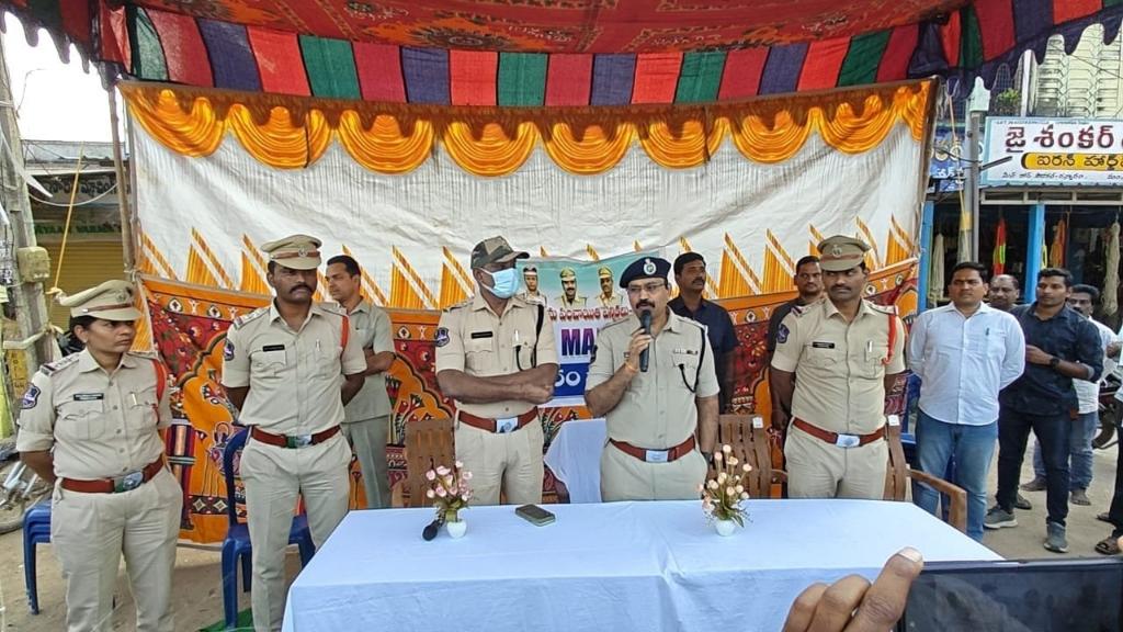 f63fc8f3-4488-4b69-9a01-51ef782617b8