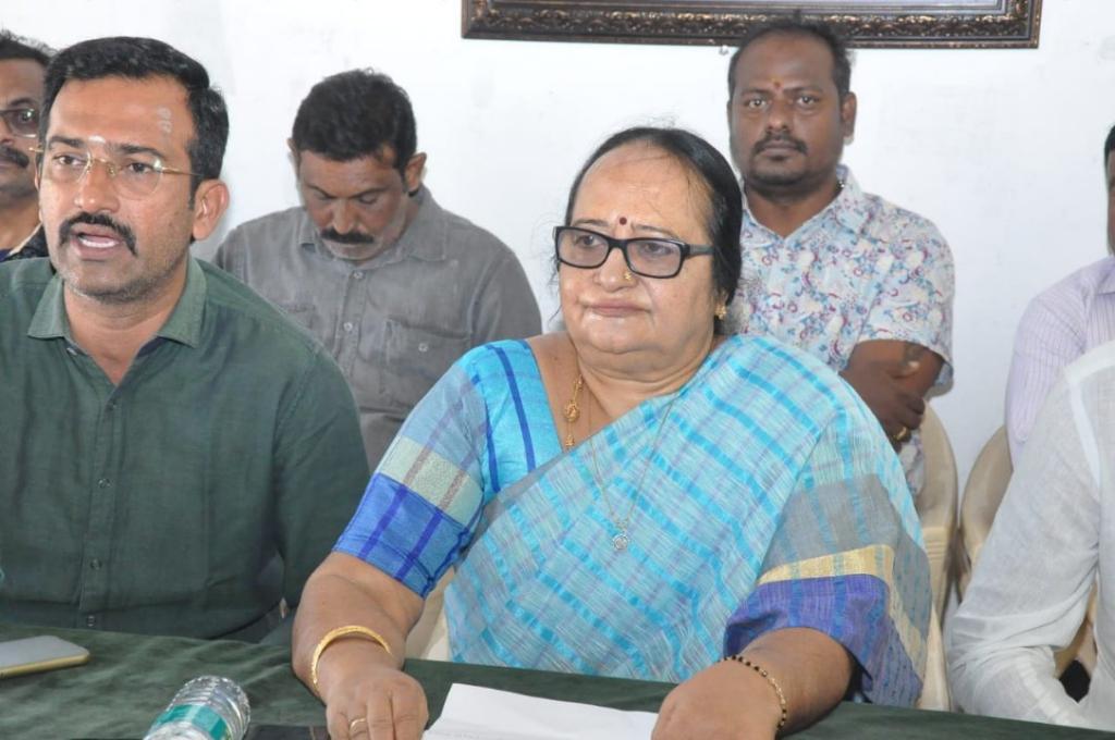 23db545b-3001-486c-884f-62a733382e3e