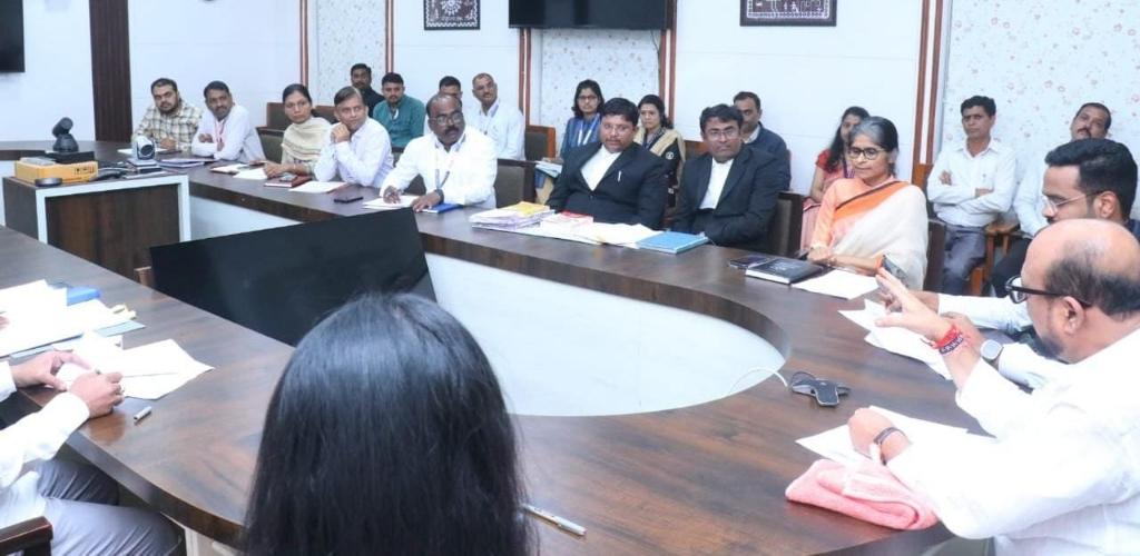 8ea9a40a-b175-4762-a644-79dd48e1632b