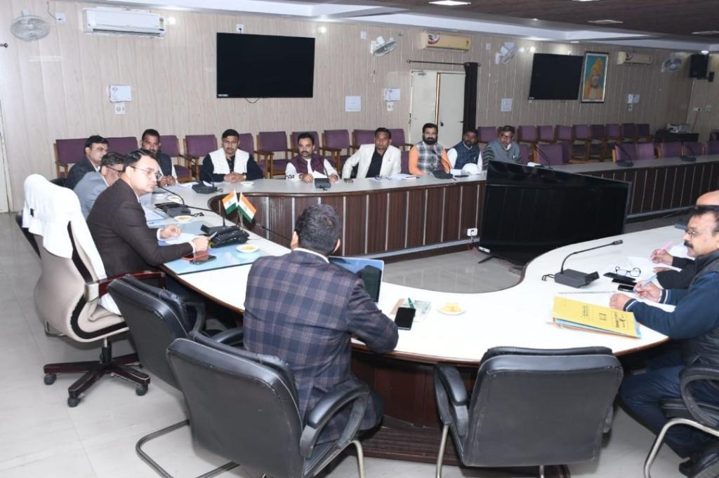 2776e353-ff46-42f5-b35d-df78ce2b08f9