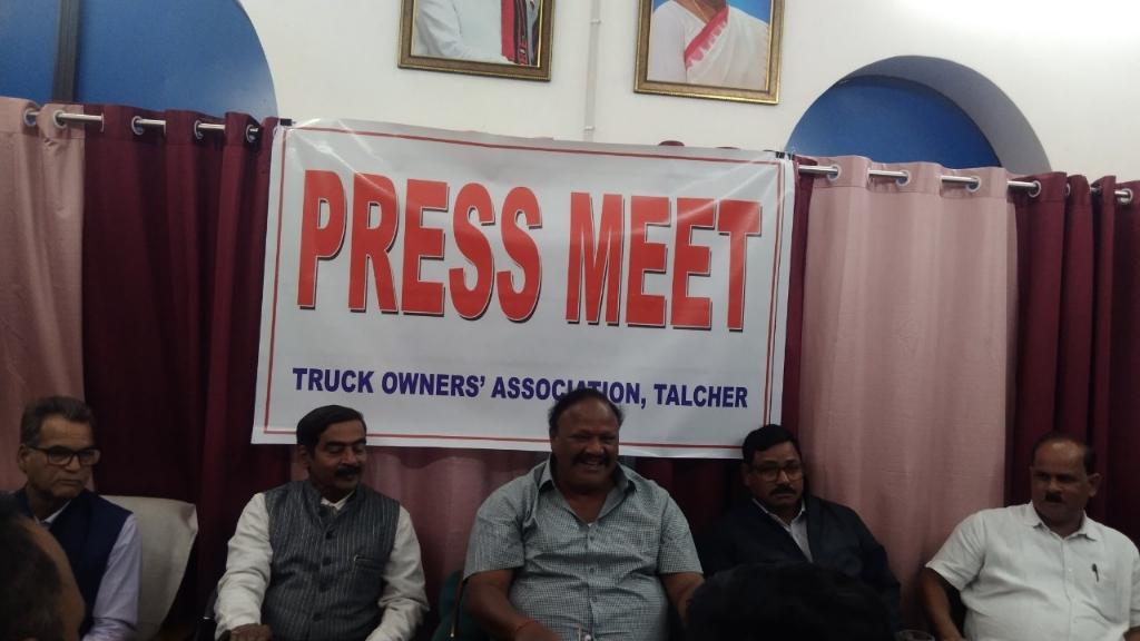 011b86d5-3917-4ec5-b4e3-e23142127949