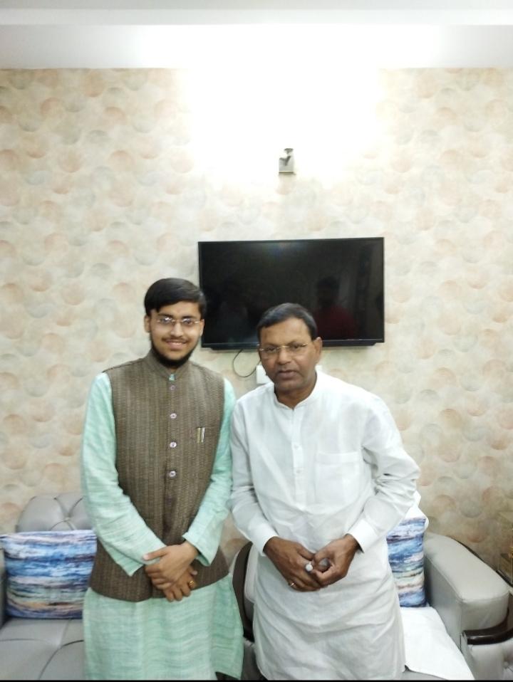 f70fb8dc-d9eb-4716-8df5-741d12443021