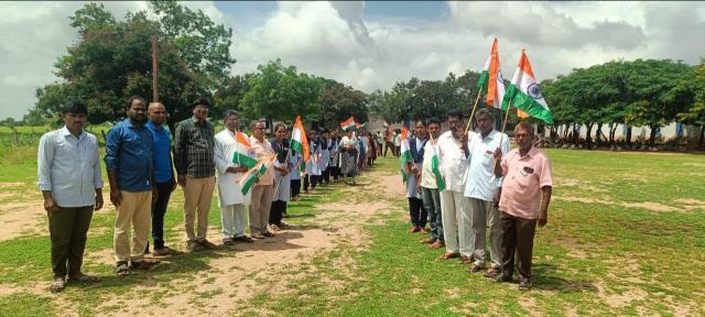 a6db6aad-87c3-4811-a428-1e501a353d5f