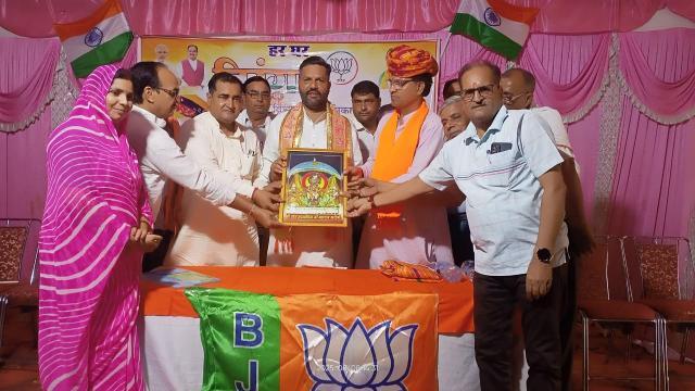 b7f411a6-df8e-4ade-b557-e06eceec8ce3