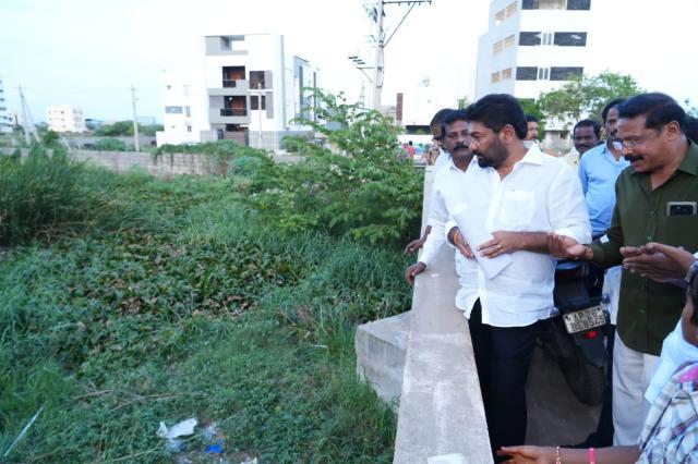 d5a249db-9196-4d14-be38-a2e36b1df83c