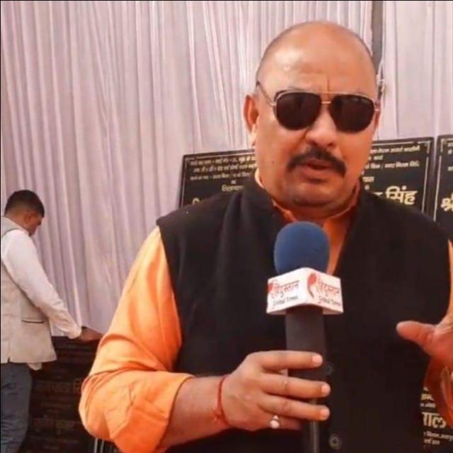 dbe0f6e5-293c-4da7-b80d-561f93128731