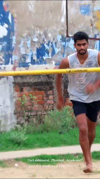 Hihg Jump#trending #motivation #reels #instagram #viralreelsvideo #runnfast #love #sscgd (1)