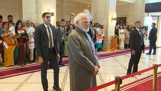 नरेंद्र मोदी ने जॉर्डन में एक आकर्षक सांस्कृतिक प्रदर्शन देखा क्योंकि नर्तकियों ने भारतीय संस्कृति की समृद्धि को दर्शाते हुए एक मंत्रमुग्ध कर देने वाला प्रदर्शन दिया।