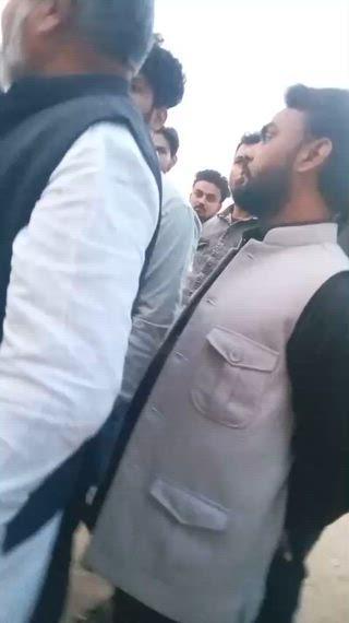 बाइक सवार ने ई रिक्शा चालक सहित व्यापारी को जान से मारने की दी धमकी