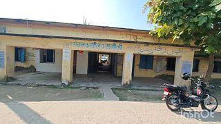 सदर एसडीओ ने सोमवार को अपराह्न अंचल कार्यालय का किया औचक निरीक्षण,दिया आवश्यक निर्देश।