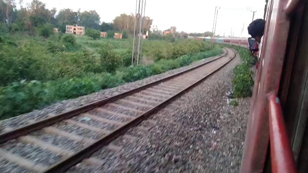 Indian railway mordhwaj express jammu to Gonda junction