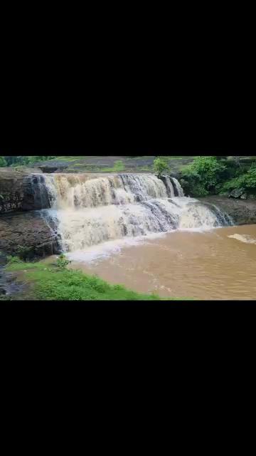 जोगन घुर्री वाटरफॉल कालपी || जंगल के बीच में बहुत सुंदर झरना || Jogan ghurri waterfall in niwas