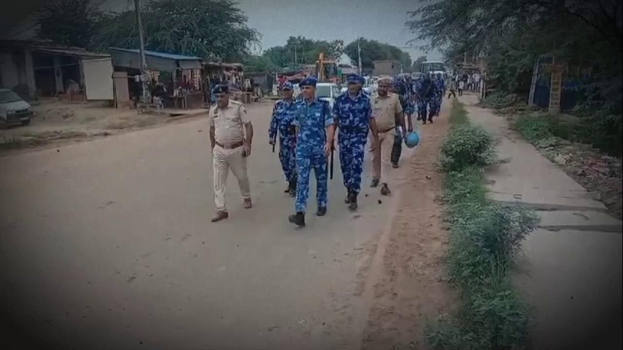 मेवात- RAF के जवानों ने किया नूंह में फ्लैग मार्च// सुरक्षा व शांति व्यवस्था बनाए रखने की अपीलMEWAT20TV