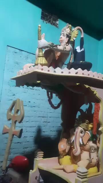 Bihar Aurangabad se Bam 50 Bam ka group Sultanganj jakar Baijnath Dham jalalpan sath mein Ganesh Bhagwan Bholenath aur sath mein Hanuman ji ka sevak Banakar Devghar upsthit hue banane wala kalakar Upendra Sharma pokharaha