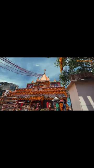 त्रेता युग से है महादेव का यह मंदिर , मिथिला के देवघर , भगवान राम के पुत्र ने बनवाया था यह मंदिर #vlogsकुशेश्वरनाथ महादेव मंदिर मिथिला ( भारत ) के दरभंगा ज़िला में स्थित है । यह मंदिर त्रेता युग में भगवान श्री राम के पुत्र राजकुमार कुश ने बनवायें थें। यह मंदिर की और भी प्रशिद्ध कहानियाँ है ।यह मंदिर दरभंगा से ६०km दूर कोसी और कमला बलान के संगम स्थल पर स्थित् है और अपनी अद्वितित्यता एवमं धार्मिक महत्व के लिए पूरे भारतवर्ष में प्रख्यात है ।Song Credit : https://youtu.be/yb2C_IejFqQ?si=hb9xtUE3iWJY_gsuhttps://youtu.be/vLMjhp81bXU?si=SzLFyDq4_4pUr2Wvhttps://youtu.be/nhsPy6s59Vw?si=TJjyo9xMnIygRUCp 1. Devotional Music No Copyright || Indian Temple Vlog Music 2. Bhangiya Var Dekhi - Maithili 3. Shiv Ke Karanma - MaithiliSinger :- Sharda Sinha ji My Instagram :- https://www.instagram.com/satyammishra_vlogs... Email : ytsatyammishra123gmail.com Special thanks for My Team and Ganga_aarti07 [ Abhinav , Shalu , Manish , Shubham , Somnath , Madhav , Abhishek , Anand और हमारा परिवार , Santosh Mishra ( bhai ji ) ]Your queries:Bhagwan Ram ka sasural MithilaKusheswarasthan SawanShravanDarbhangaMithilaMaithilispiritualityMahadev