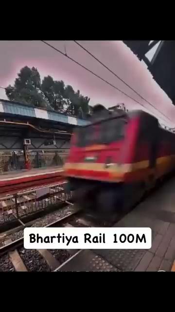 WAP4 Locomotive 120Kmph Speed Action