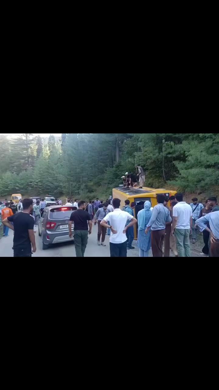 Kupwara:- A school bus bearing registration number JK15A-4857, belonging to Green Land Public School, Bandipora, met with an accident near TP Chowkibal. Reportedly all students are safe.