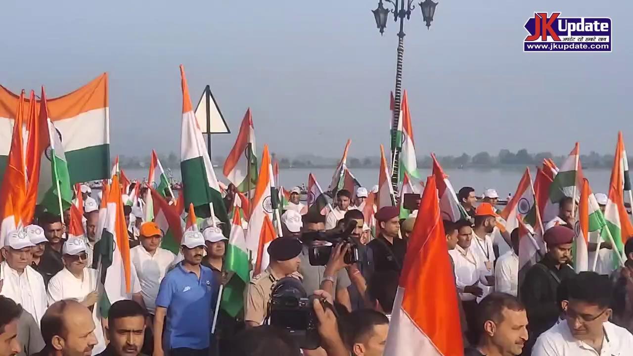 LG Manoj Sinha leading Tiranga Rally from SKICC to Botanical Garden in Srinagar