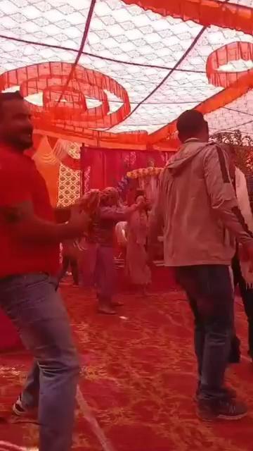 Babu Palsra भाई जी का धमाके धार
Dance वाली Viral Video Cricket के साथ डांस में अपना जौहर दिखाते हुए babu भाई ।
Babu Palsra