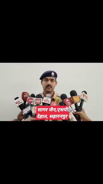 #BreakingNews #saharanpur बदमाशों ने दर रात थाना बेहट के गांव हथौली भोजपुर इलाके में घर में घुसकर लूट की बड़ी वारदात को दिया अंजाम। महिला सहित तीन लोग गंभीर रूप से हुए घायल। लाखों रुपयों की नगदी और कीमती जेवरात को बदमाशों ने लूटा। सूचना पर पुलिस के वरिष्ठ अधिकारीगण मौके पर पहुंचे और घटना की जानकारी लेते हुए सभी घायलों को उचित इलाज़ के लिए अस्पताल भेजा गया। वरिष्ठ अधिकारियों ने चार टीमों का किया गठन सभी बदमाशों की तलाश में सहारनपुर पुलिस जुटी।