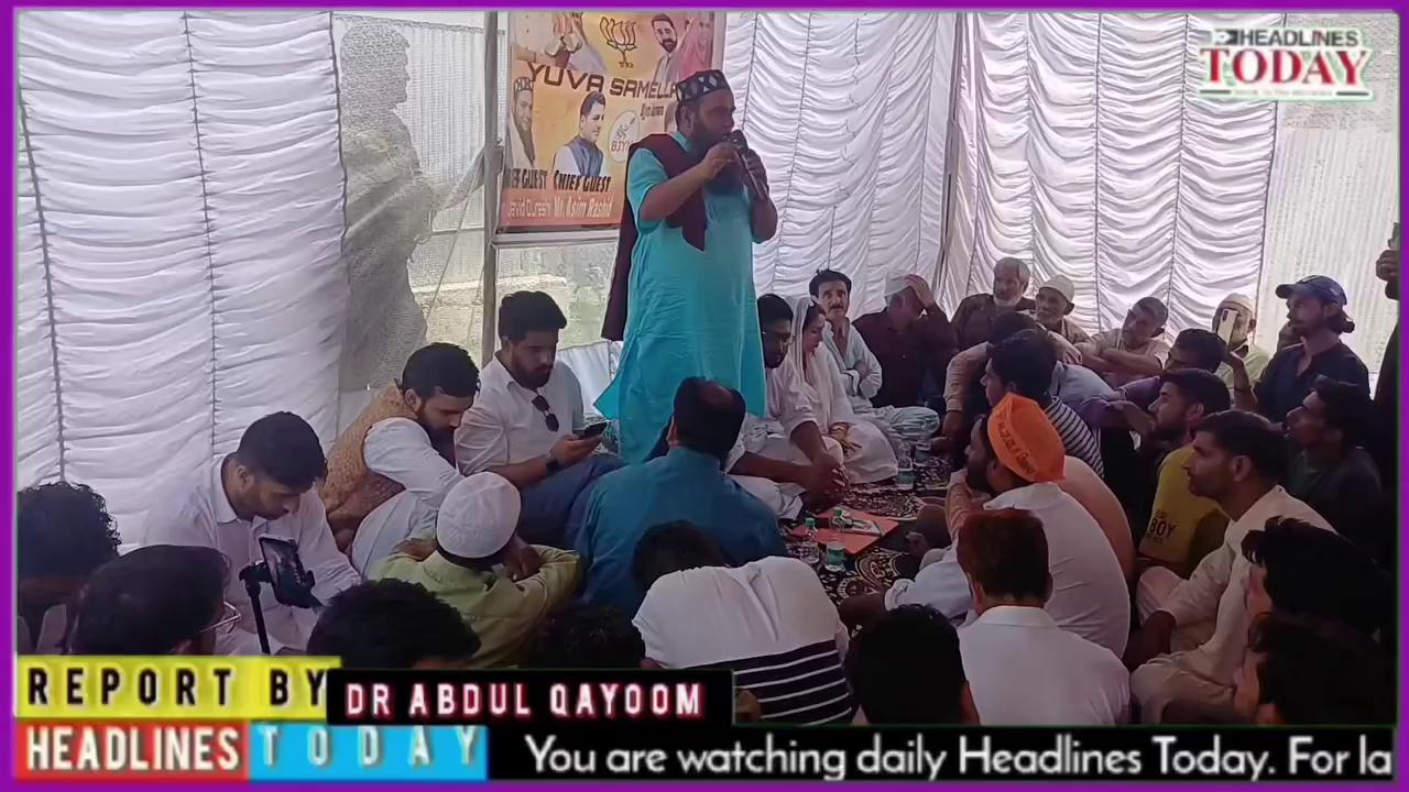 Senior BJP Leader/district president Kupwara javid Qureshi Leads a worker's convention at Pharou Langate.