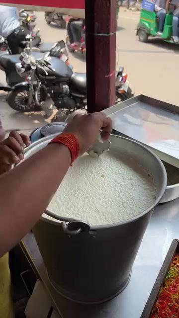 Massive Lassi Making in Lucknow