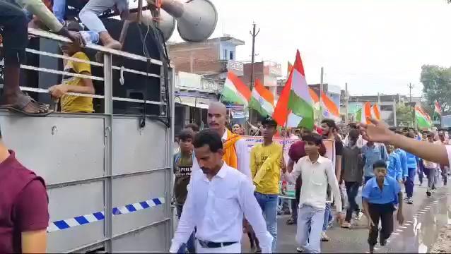 औरंगाबाद जिले के ओबरा में शहीद जगपति कुमार के शहादत दिवस पर निकाला गया भव्य तिरंगा यात्रा।