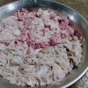 वजडीचं कालवण | delicious spicy | goat intestine curry | #vajri |