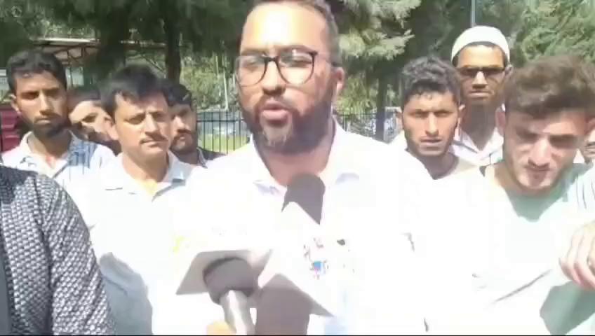 Advocate Fairoz Khan led a delegation to meet DC Ramban to address urgent road construction from Rajgarh to Donger and the relocation of the police post to Pasri Teshil Rajgarh. DC Ramban assured prompt action.