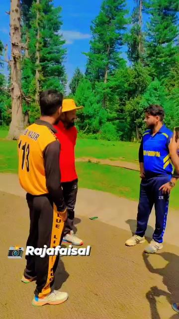 thrilling samifinal match highlights between blue lines muqaam vs beerwah
#followthispage #trendingreels #naturebeauty #trendingnow JK Fair Cricket J&K cricket club top fans