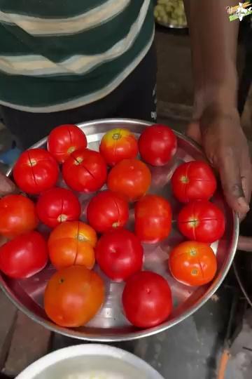 Art of making Litti Chokha in Raipur