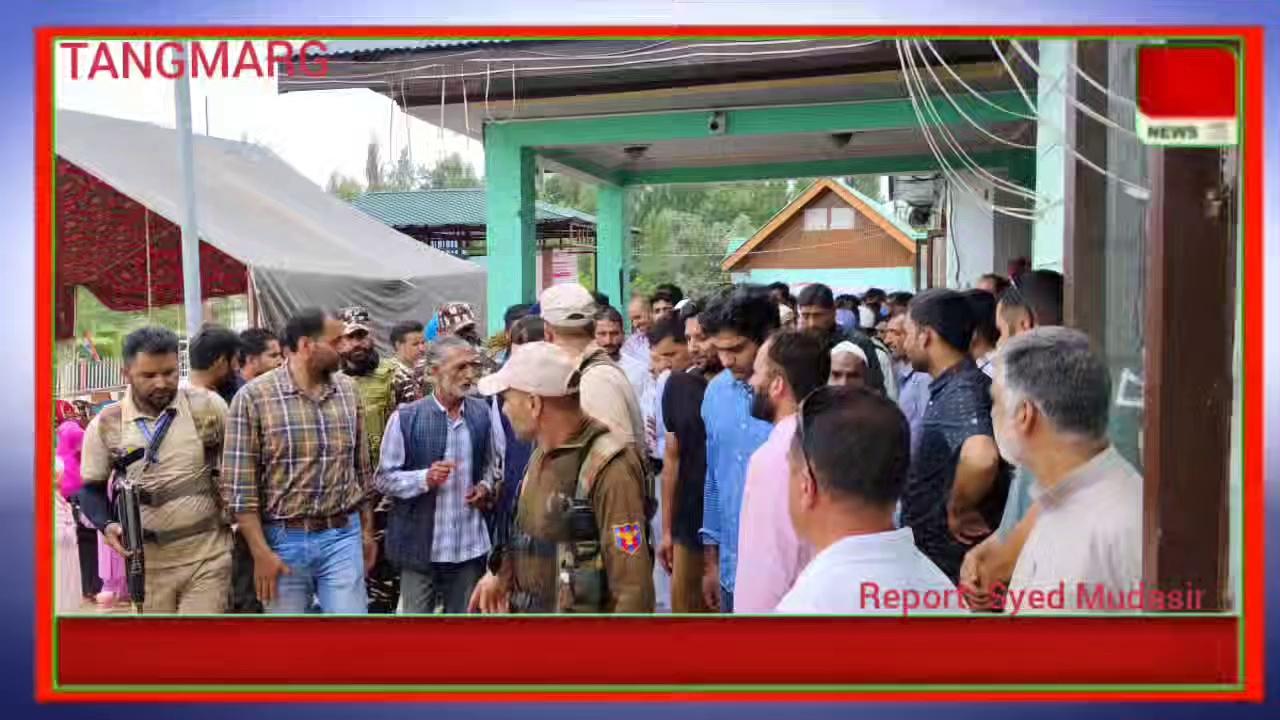 Mega Block Divas held at Townhall Kunzer which was headed by DC Baramulla Shri Menga Sherpa