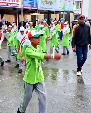 Middle School Kounserbal Zone D H PORA got First Position in March Past in District Level today on 15 - August at DPL Kulgam..