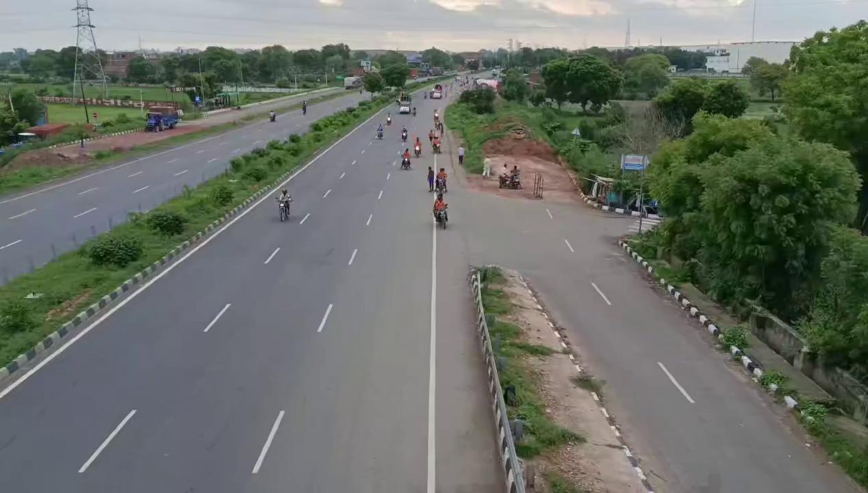 Superfast Dak Kawad 2024
|| Dak kavad Drone Camera
video || Agra ka Yogesh