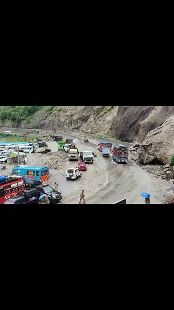 Current situation at Ramsoo sector Vehiculars movement continue on Jammu Srinagar NH-44 weather rains continue