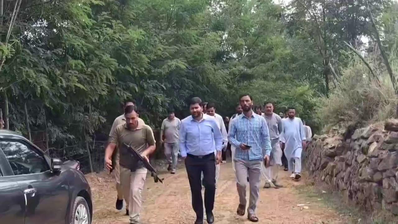 ACR Bandipora Inspects Water Supply Scheme in Onagam Bandipora.