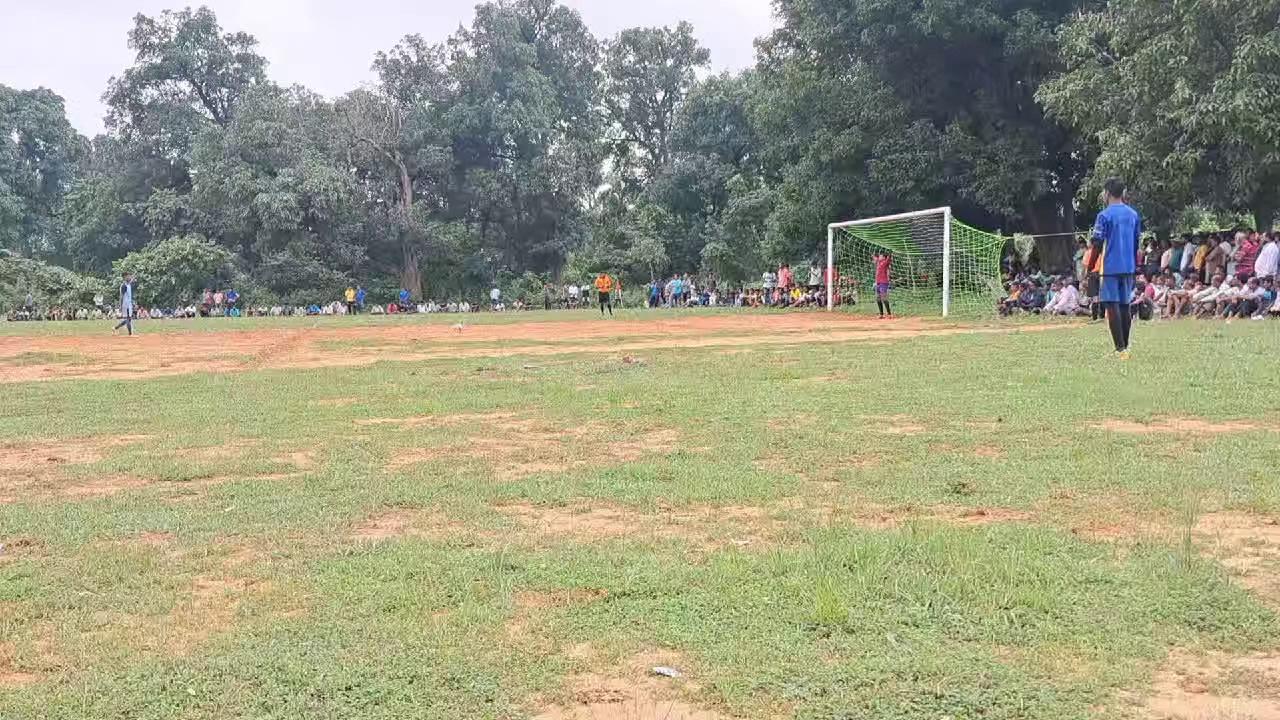 Lakhanpur football
Tournament 2024 ...Bhulamal vs Kaudarah Penalty Shootout