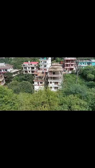 बरसात मै भी गर्मी की मार बहुत पड़ रही है
देवभूमि हिमाचल प्रदेश
Village lifestyle solan