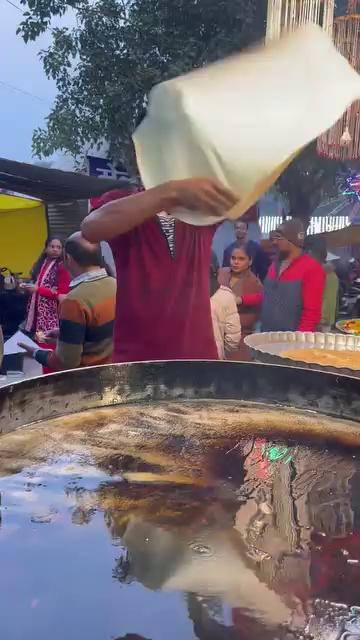 Street Side Halwa Puri of Bikaner