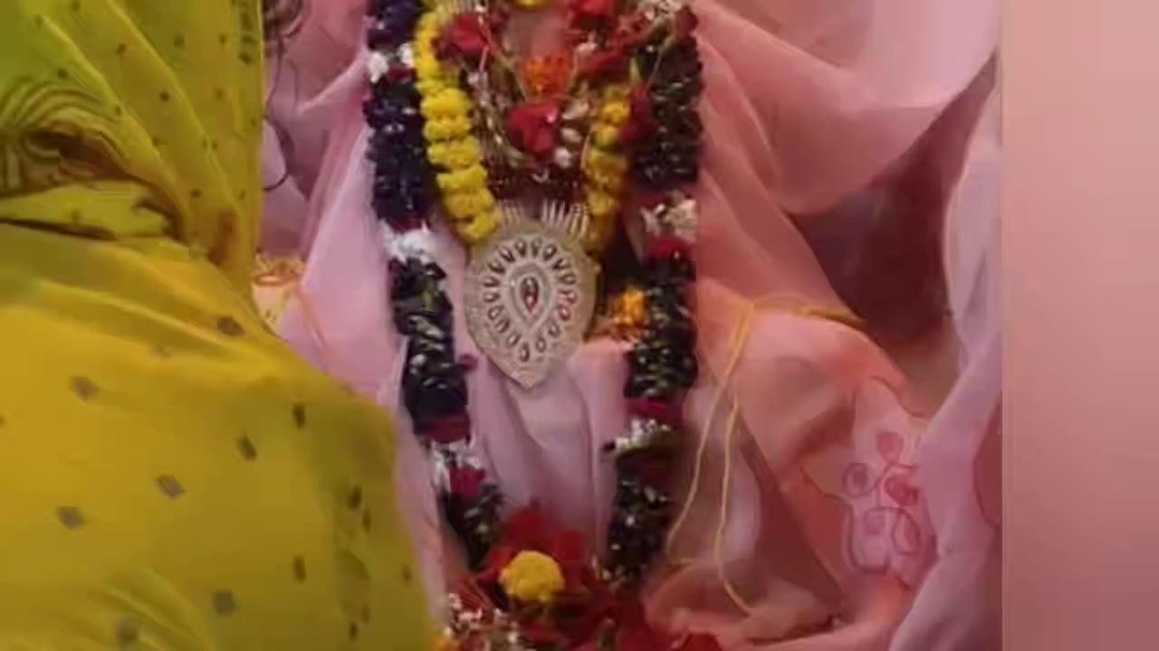 महालक्ष्मी माता मंदिर | यहां एक ही मूर्ति में मां काली लक्ष्मी और सरस्वती तीनो देवियो का वास है।
अचानक अयोध्या में प्रकट हुए साक्षात विभीषण, और माता सीता नजारा देख नतमस्तक हुई पुलिस, #ayodhya
दो चार भक्त जब ठाकुर जी को
जहां मिलता है निशुल्क भोजन प्रसाद प्रतिदिन संतो को# varansi vloger
लक्ष्मी कुण्ड लक्सा वाराणसी, लक्ष्मी कुण्ड बनारस, लक्ष्मी मंदिर वाराणसी, लक्ष्मी मंदिर लक्सा वाराणसी, लक्ष्मी कुण्ड कहा है, लक्ष्मी मंदिर लक्ष्मी कुण्ड काशी, Laxmi kund, Laxmi kund Varanasi, Laxmi kund Banaras, Laxmi mandir Varanasi, Laxmi mandir kha hai, Laxmi temple Varanasi, Laxmi kund kidhar hai, Laxmi mandir