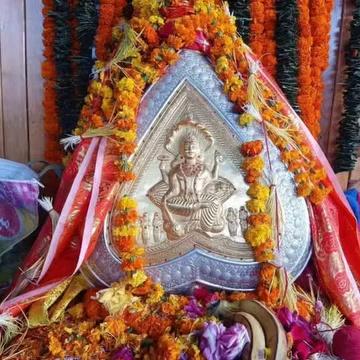 हिमाचल प्रदेश के प्रसिध् देव बड़ा देव कमरुनाग जी 20 तारिक को भुंतर के लिए निकलेगे॥ जय हो नागा