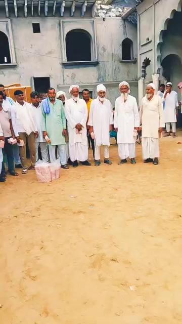 Madaris Ne Jahan Se Julm Ka Saya Mitaya hai
Student of Madarsa Hasanpur Mafi Rajasthan