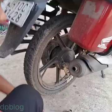 पुराना,model me new varjan Tyre in Brod size on spshine
#trindingpost #minivlogger
Dpblog #trindingpost
#jaybhim #short #minivlog
DHANBAD Johar Jharkhand
Village blogger
Village food vlog
Indian blogger
Sorav josi vlog
Thanks for watching....