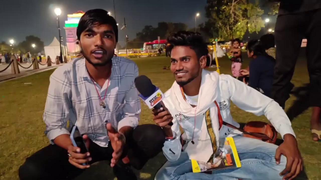 Guddu Vlogs का धमाकेदार interview मिथिला के लाल दिल्ली इंडिया गेट पे तहलका मचा रखे है ऐसे ही गुडडू भाई मिथिला का नाम को आगे बढ़ाई ये जय मिथिला जय मैथिली
Mithila jawan-मिथिला जवान Savdhan Mithila