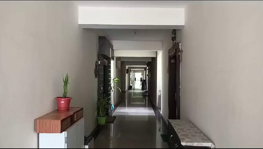 3 BHK Flat for Sale in Ranchi - Bariyatu
Location: Just 500m from Main Road
Building: G + 4
Flat: 1st Floor
Facing: North
Type: Semi-furnished
Enjoy the comfort of a large 1740 sq.ft flat with a well designed layout.
Perfect for families or individual looking.
For more details, contact us soon!
9155475715/7870191115