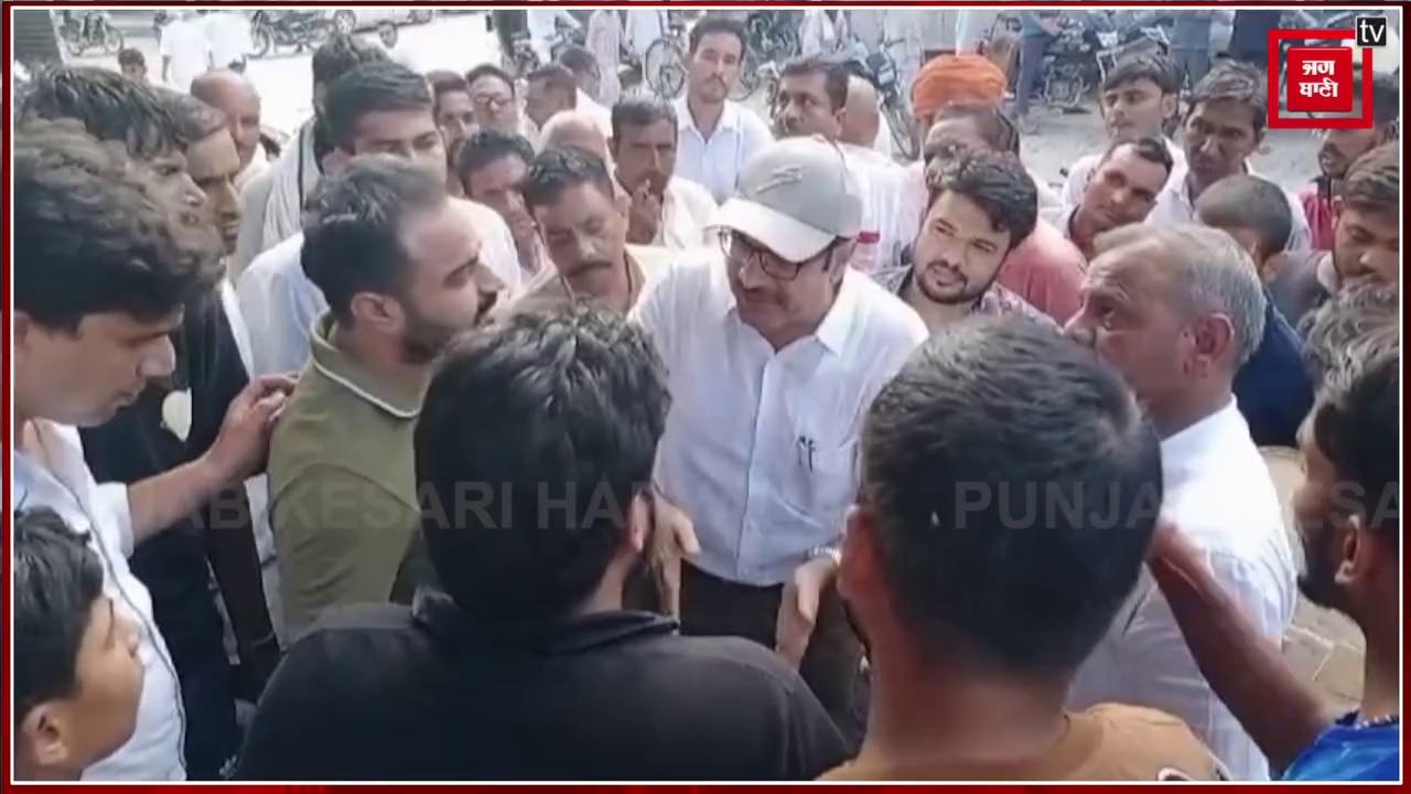 बुलडोजर लेकर Mandi Adampur पहुंचे HSVP के अधिकारी, विरोध के बीच हटाया अतिक्रमण