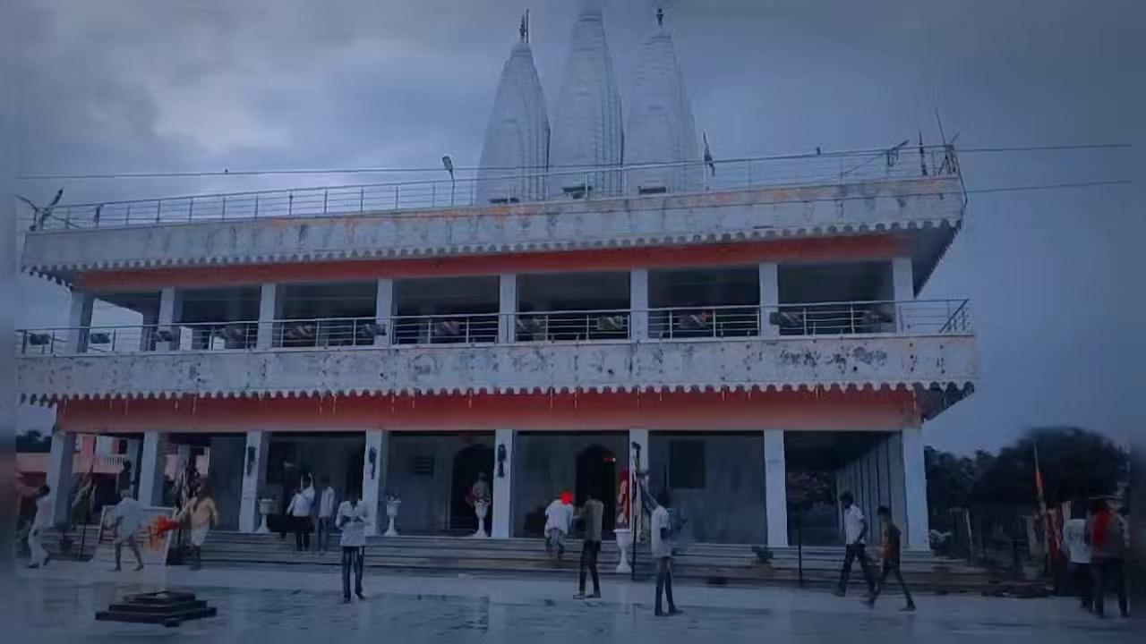 आसींद देवनारायण का मंदिर मालासेरी डूंगरिया