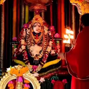 श्रीमाता ललिताम्बा राज राजेश्वरी त्रिपुर सुंदरी मैया के आज दिनांक ०६/१०/२०२४, दिन रविवार अश्विन शुक्ल चतुर्थी के अनुपम दर्शन। जय माता जगत जननी मैया की जय।
शारदेय नवरात्र की हार्दिक शुभकामनाएं।
ऊँ श्री कूष्माण्डा देव्यै नम:। Jagadguru Shankaracharya ji Maharaj Dwarka Sharada Peethadhishwar 1008.Guru CM Madhya Pradesh Collector Narsinghpur Collector Office Seoni Ministry of Education Shankaracharya Netralaya Brahmchari Shri Narayananand Paramhansi Ganga Ashram, Shridham M.p. Dhyananand Brahmachari Dr Mohan Yadav Kamal Nath Collector Chhindwara Shivraj Singh Chouhan Bramhachari Dr. Indubhavanand Shri Shankaracharya Bal Vidya Niketan Jhoteshwar Narendra Modi