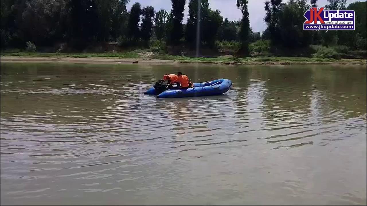 18 yrs old youth drowns in Jhelum in Hallamulla Sangam Bijbehara, Rescue Operation continue